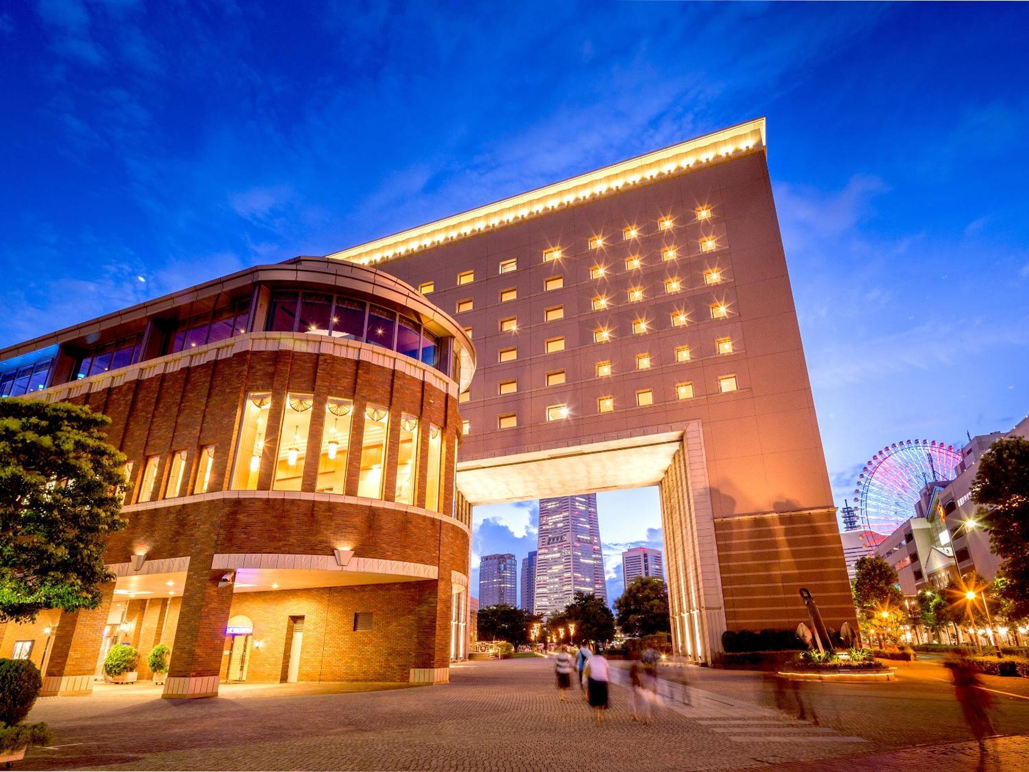 Отель Navios Yokohama Йокогама Экстерьер фото