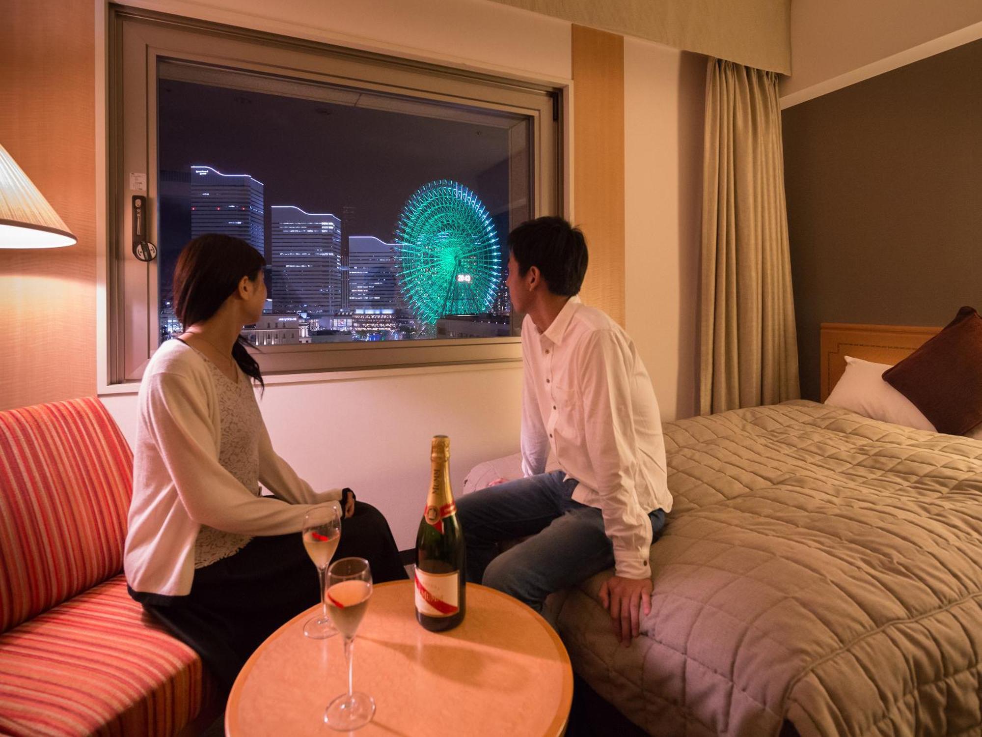 Отель Navios Yokohama Йокогама Экстерьер фото