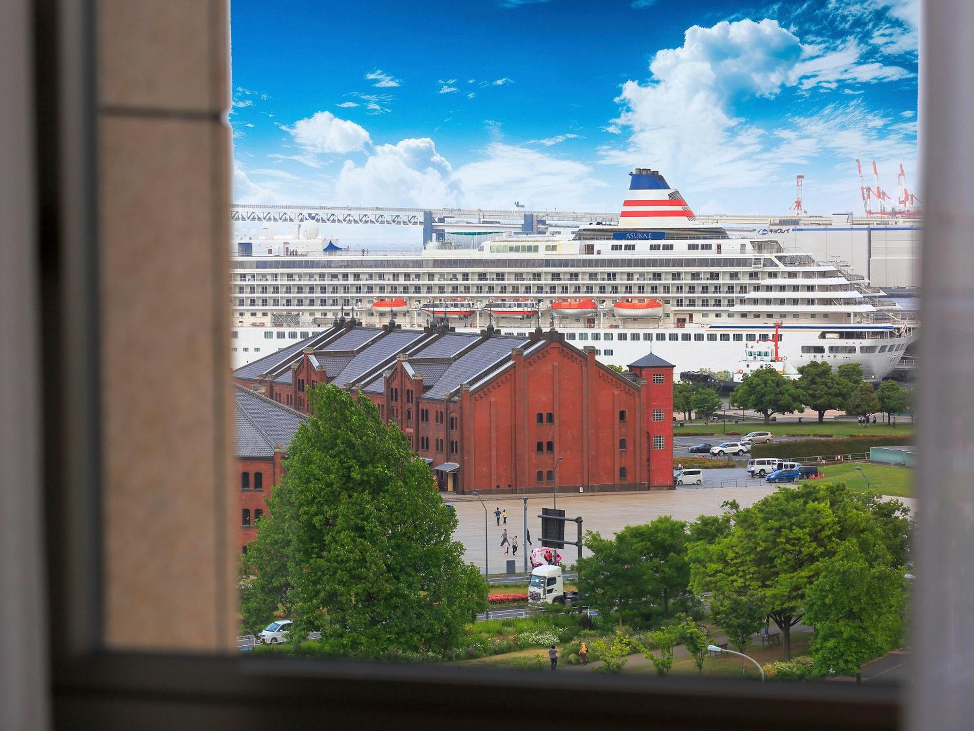 Отель Navios Yokohama Йокогама Экстерьер фото