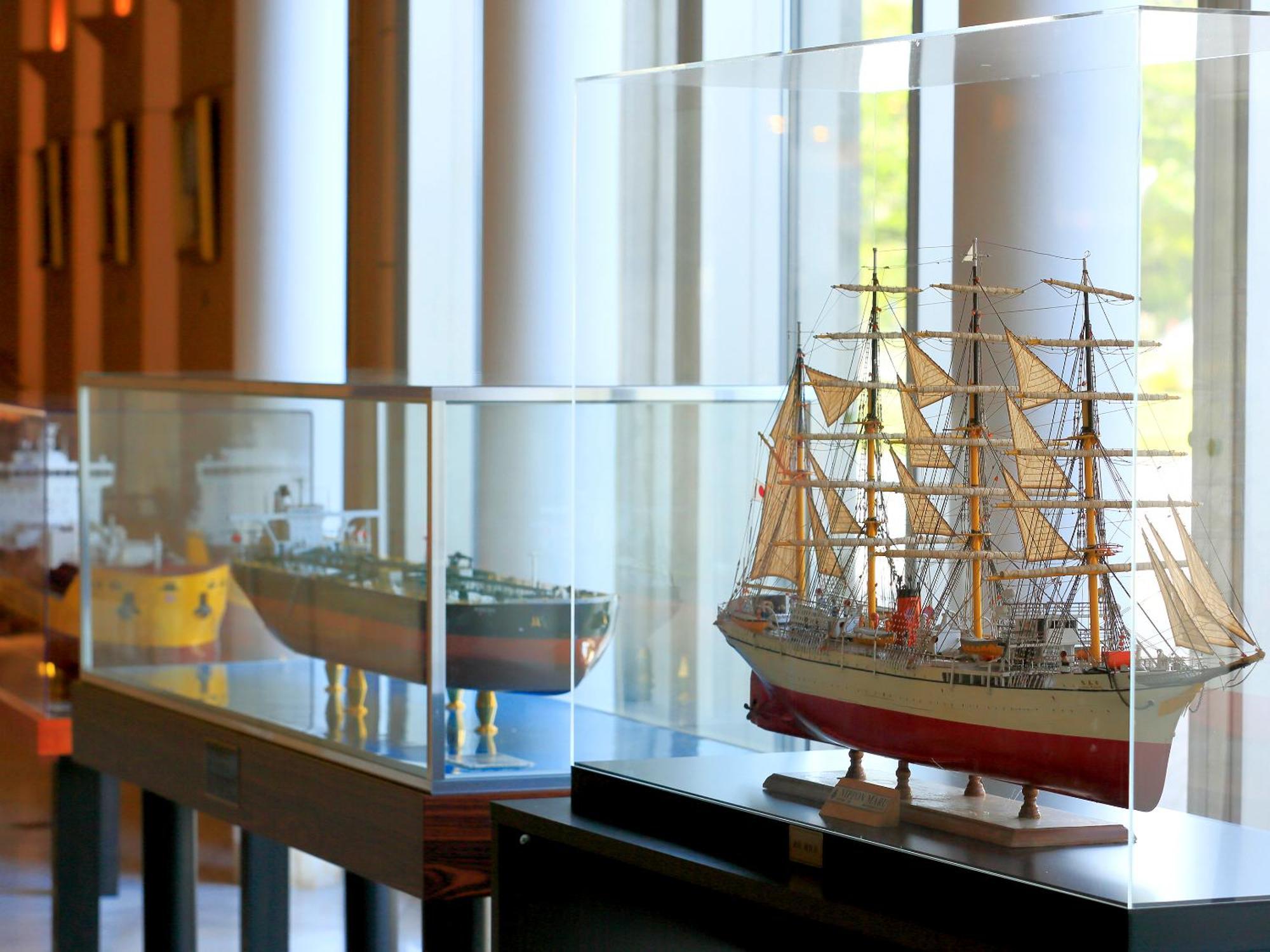 Отель Navios Yokohama Йокогама Экстерьер фото